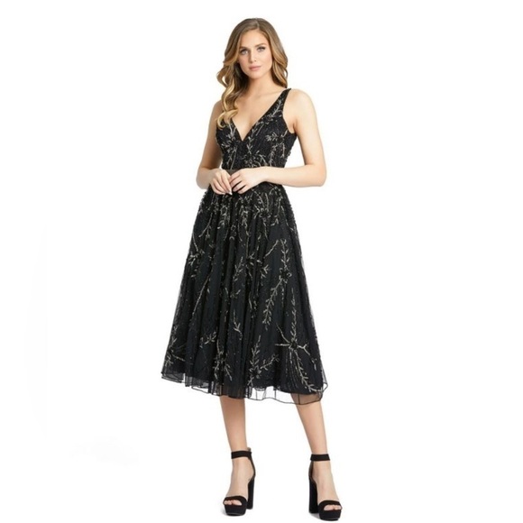Mac Duggal 5320D V-Neck Beaded Dress size 4 NEW $538 - Picture 1 of 15